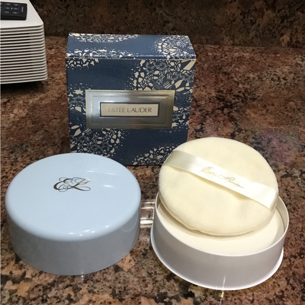 Vintage Estee Lauder Youth-Dew Dusting Powder with Gold Monogram - 5 Oz. - New - Picture 2 of 6